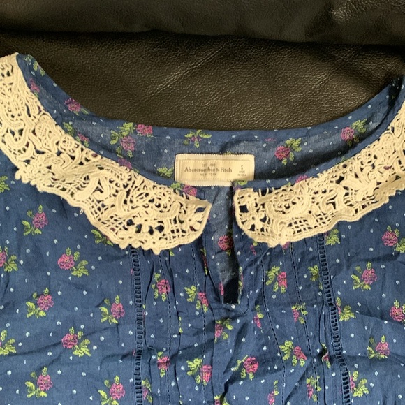 Abercrombie & Fitch women’s Sleeveless Top, Size S - Picture 2 of 9